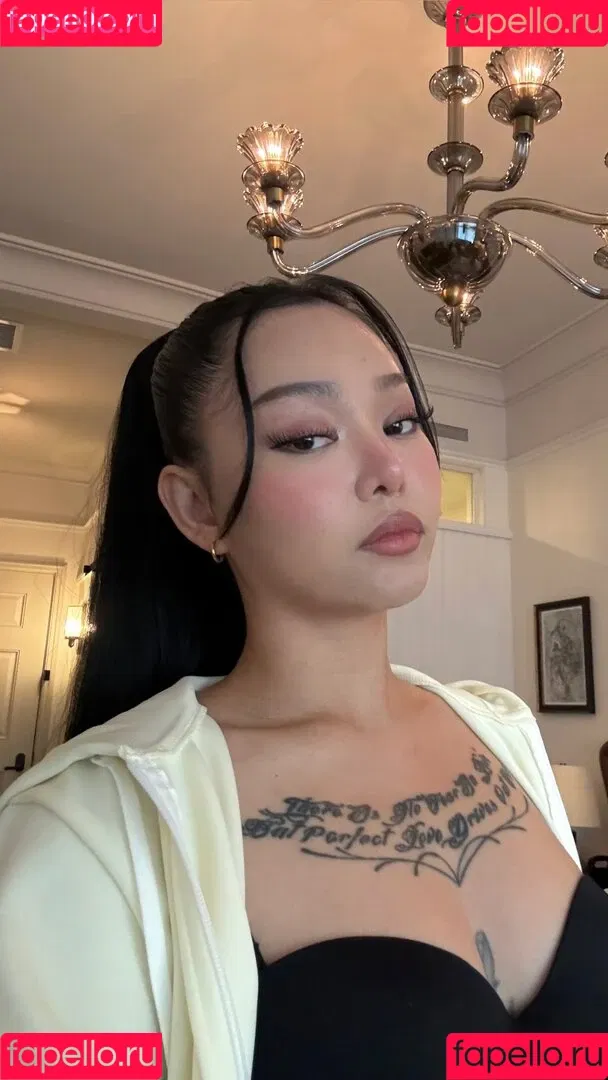 Bella Poarch / bellapoarch / bllapoarch Onlyfans Photo Gallery 