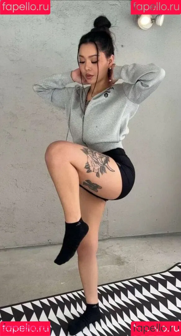 Bella Poarch / bellapoarch / bllapoarch Onlyfans Photo Gallery 