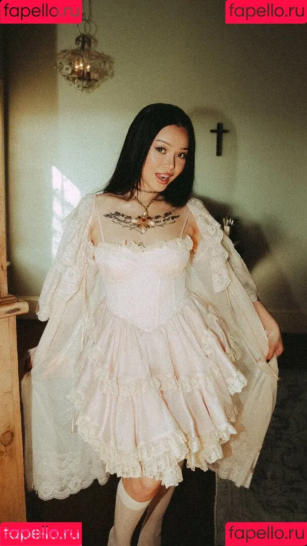 Bella Poarch / bellapoarch / bllapoarch Onlyfans Photo Gallery 