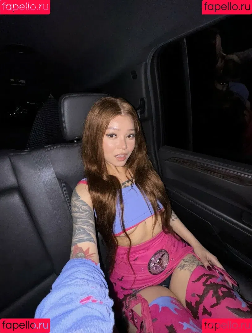 Bella Poarch / bellapoarch / bllapoarch Onlyfans Photo Gallery 