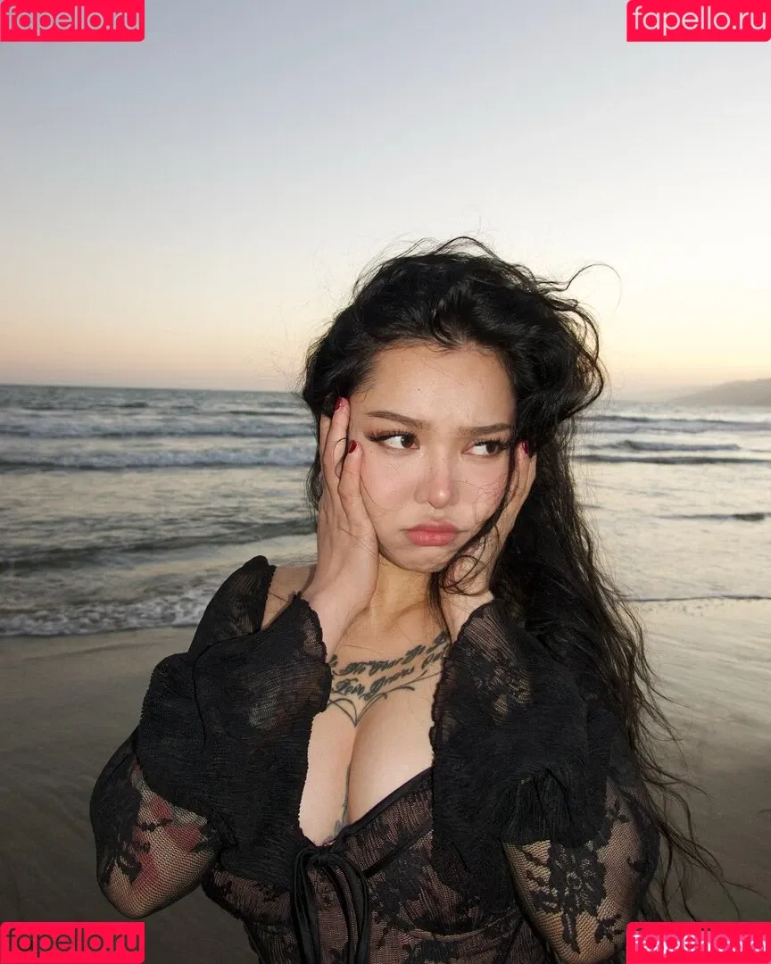 Bella Poarch / bellapoarch / bllapoarch Onlyfans Photo Gallery 