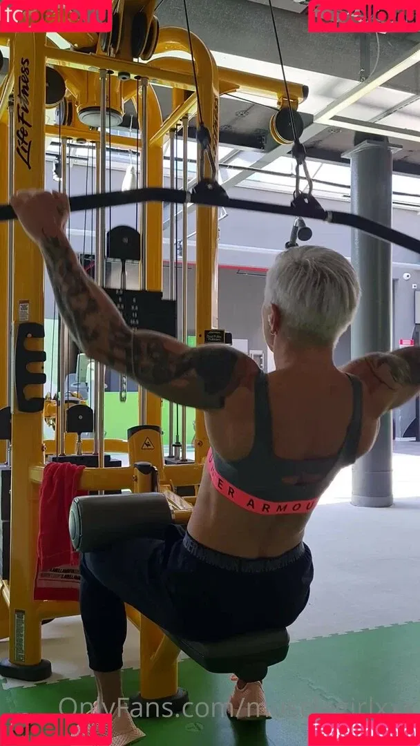 chelseypleasant / crazyxbody / https: / musclegirlxxx Onlyfans Photo Gallery 