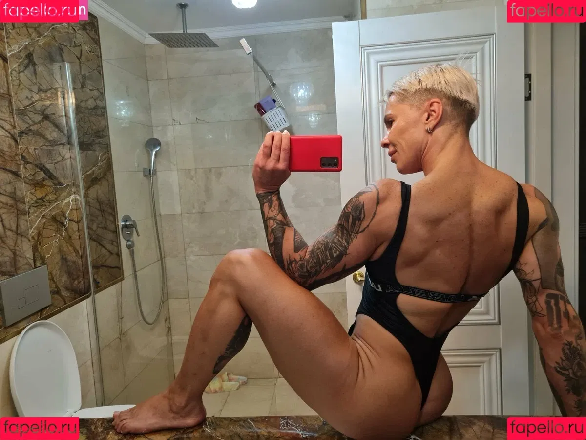 chelseypleasant / crazyxbody / https: / musclegirlxxx Onlyfans Photo Gallery 