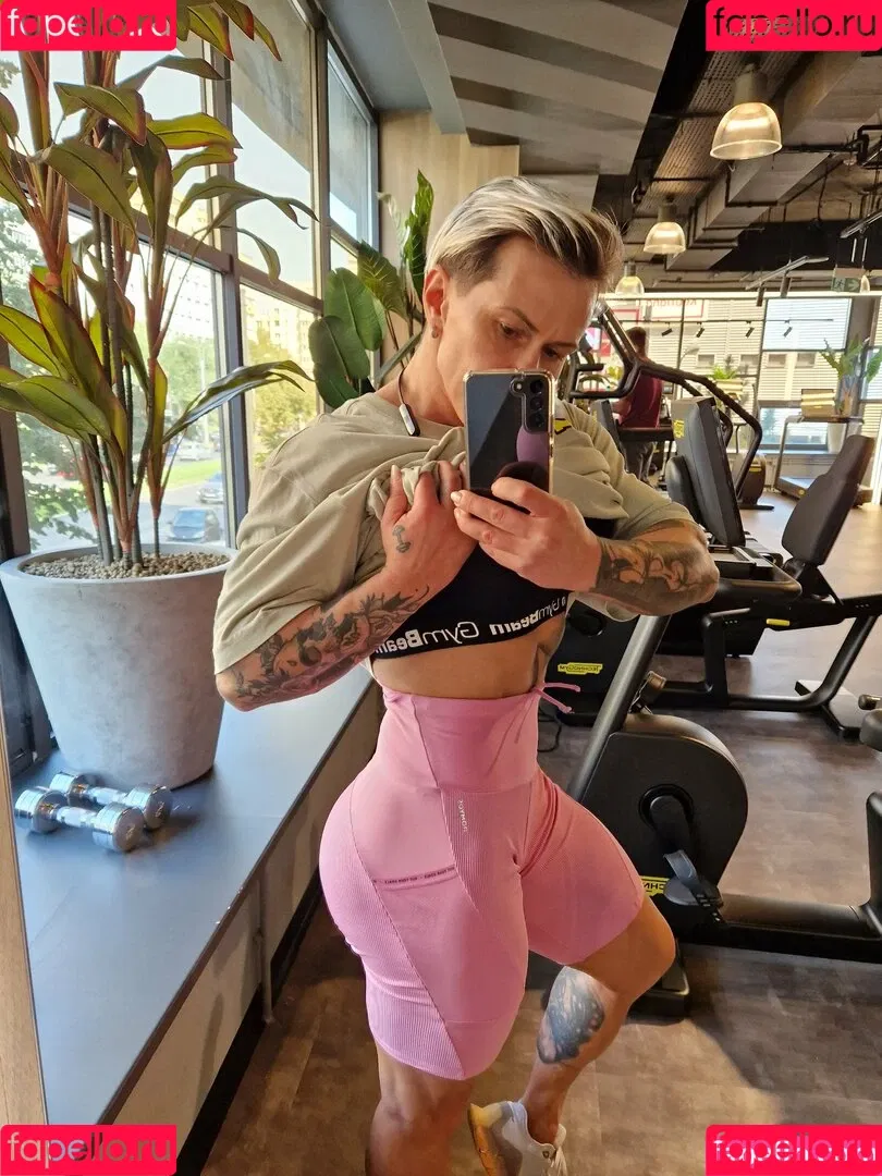 chelseypleasant / crazyxbody / https: / musclegirlxxx Onlyfans Photo Gallery 