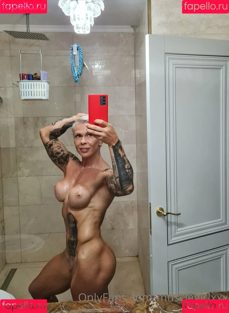 chelseypleasant / crazyxbody / https: / musclegirlxxx Onlyfans Photo Gallery 