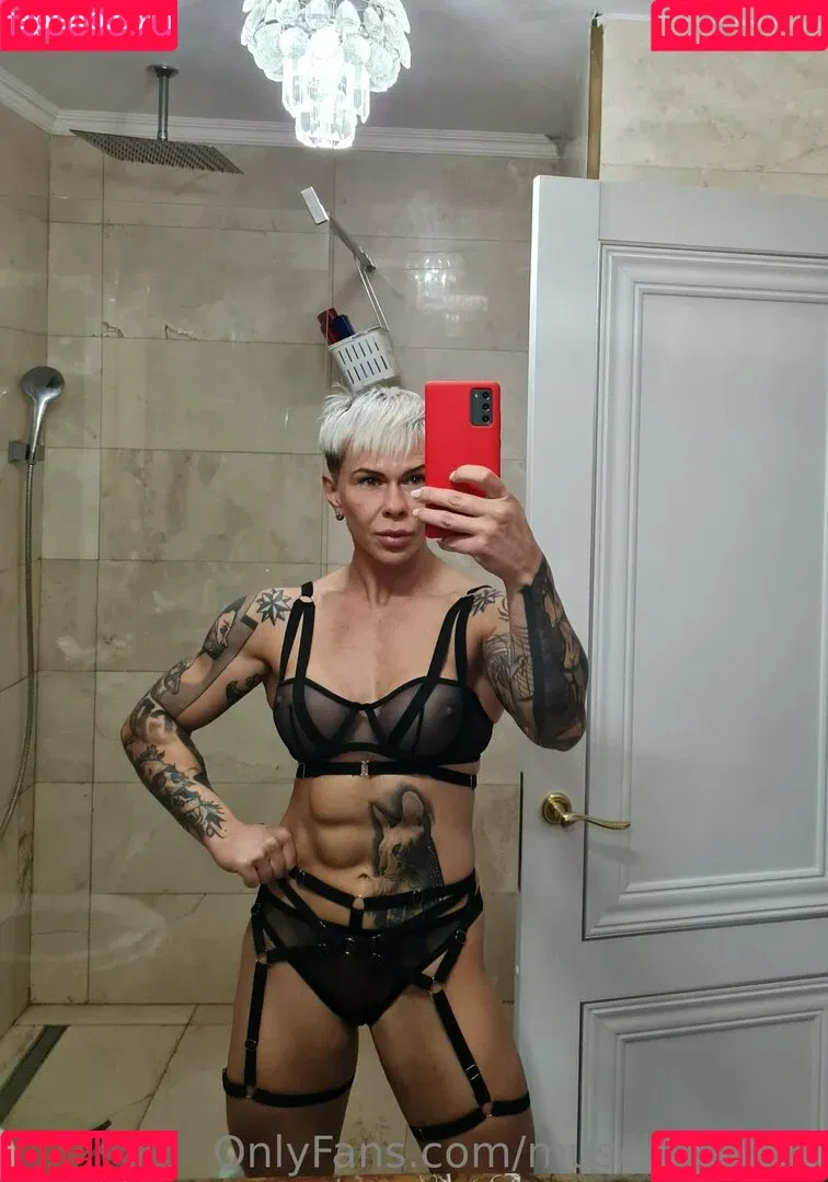 chelseypleasant / crazyxbody / https: / musclegirlxxx Onlyfans Photo Gallery 