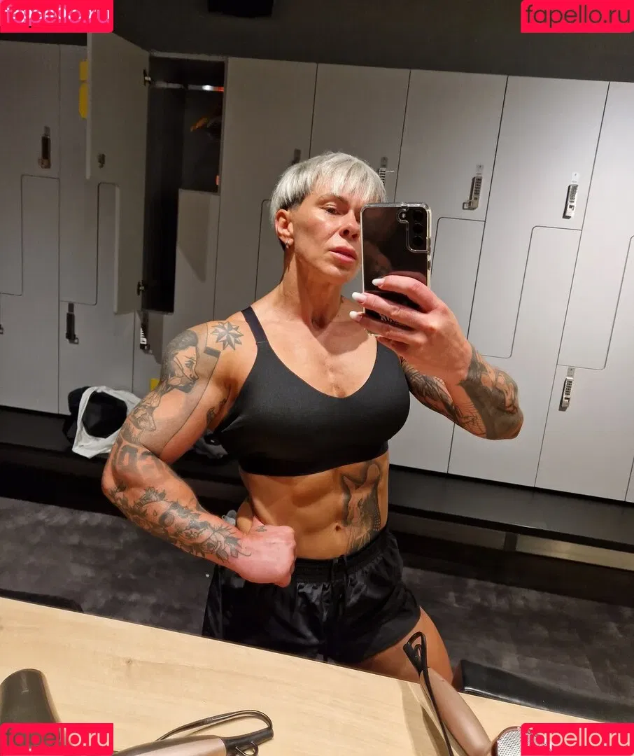 chelseypleasant / crazyxbody / https: / musclegirlxxx Onlyfans Photo Gallery 