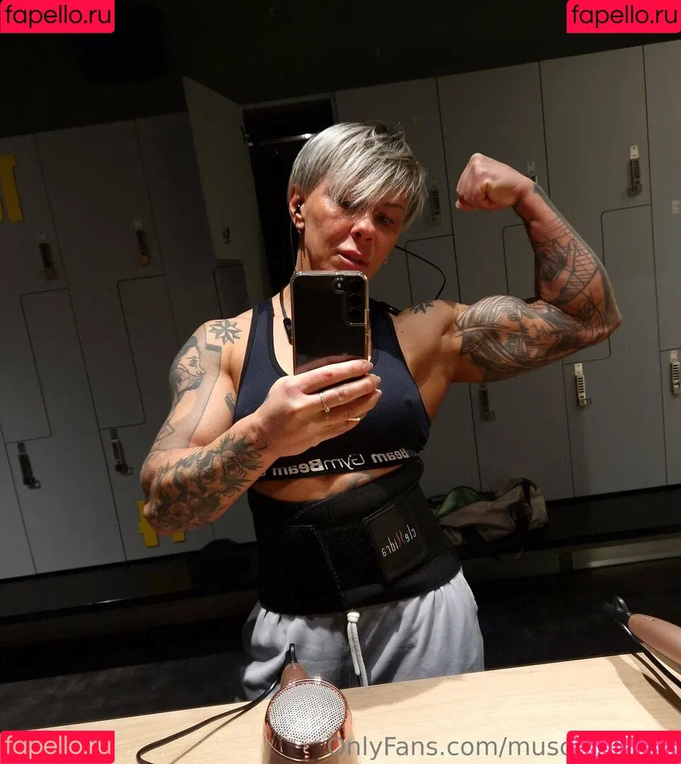 chelseypleasant / crazyxbody / https: / musclegirlxxx Onlyfans Photo Gallery 