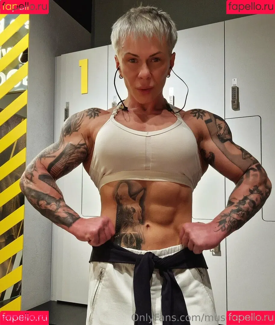 chelseypleasant / crazyxbody / https: / musclegirlxxx Onlyfans Photo Gallery 