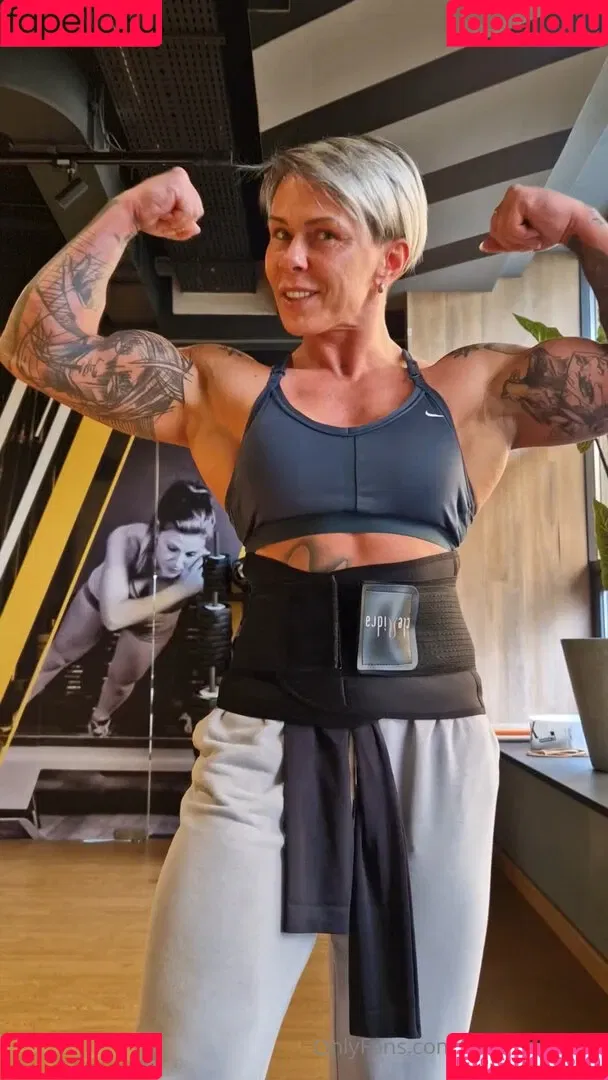 chelseypleasant / crazyxbody / https: / musclegirlxxx Onlyfans Photo Gallery 