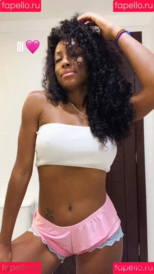 Lumena Aleluia / LumenaAleluia / lumena.aleluia Onlyfans Photo Gallery 