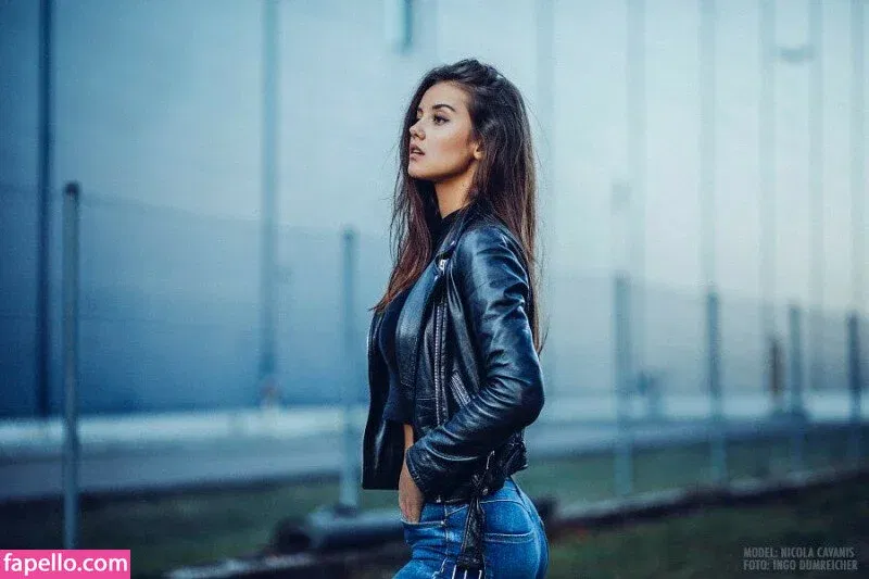 Nicola Cavanis / nicolaca_ Onlyfans Photo Gallery 