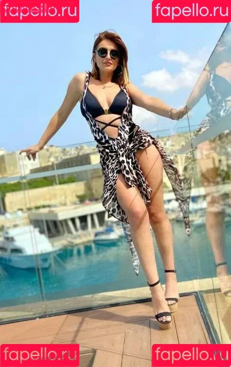 Maltese Girls / maltesedoll / maltesedoll_ Onlyfans Photo Gallery 