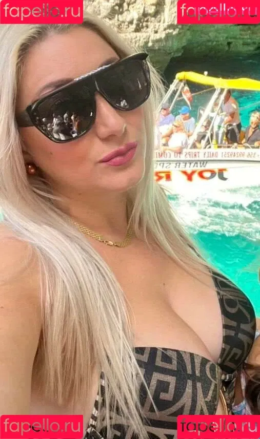 Maltese Girls / maltesedoll / maltesedoll_ Onlyfans Photo Gallery 