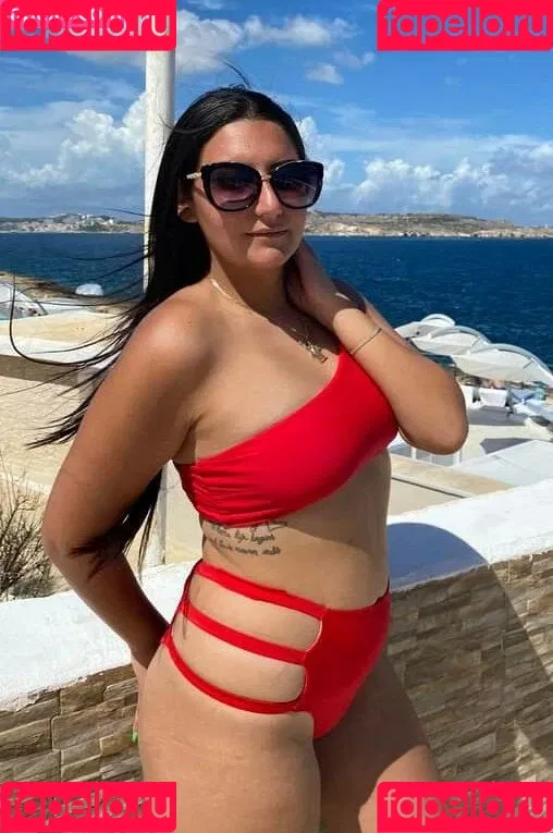 Maltese Girls / maltesedoll / maltesedoll_ Onlyfans Photo Gallery 