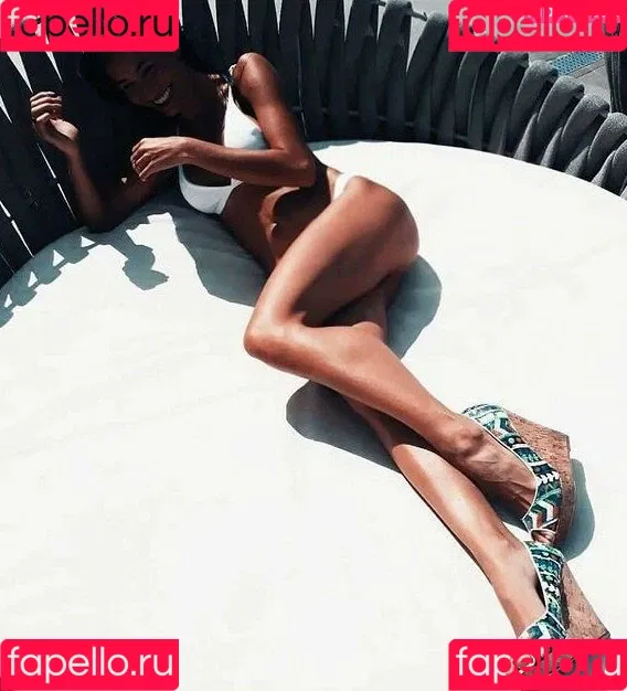 Maltese Girls / maltesedoll / maltesedoll_ Onlyfans Photo Gallery 