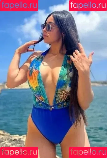 Maltese Girls / maltesedoll / maltesedoll_ Onlyfans Photo Gallery 