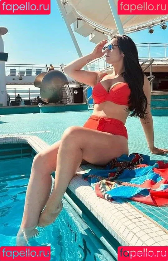 Maltese Girls / maltesedoll / maltesedoll_ Onlyfans Photo Gallery 