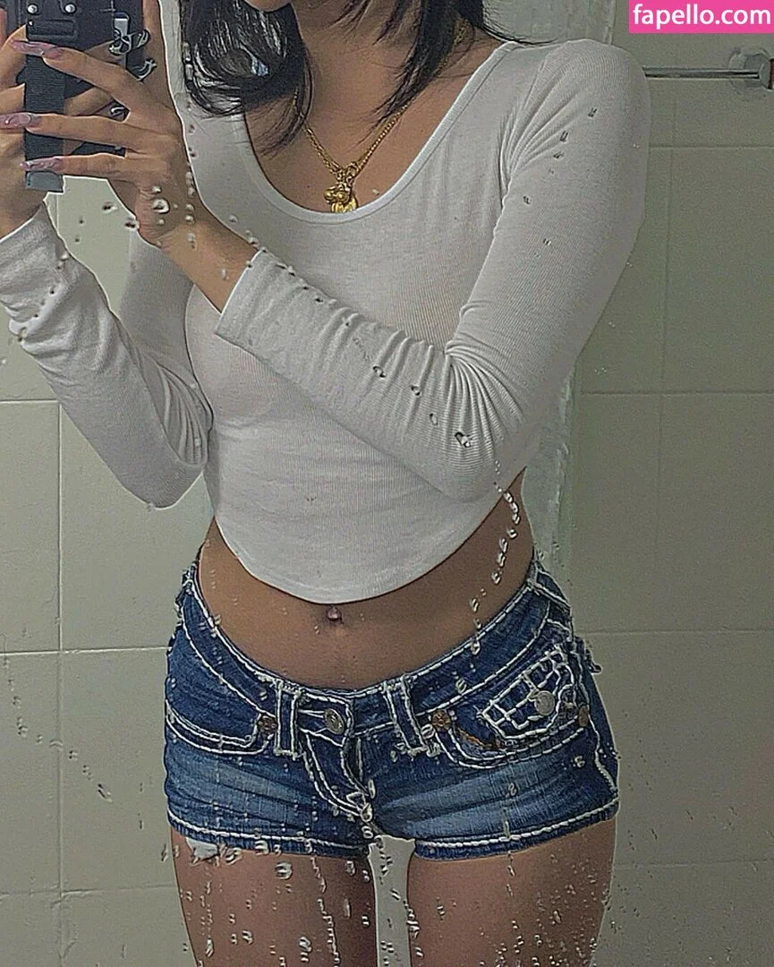 kiri_amari / kiriamgm96 Onlyfans Photo Gallery 