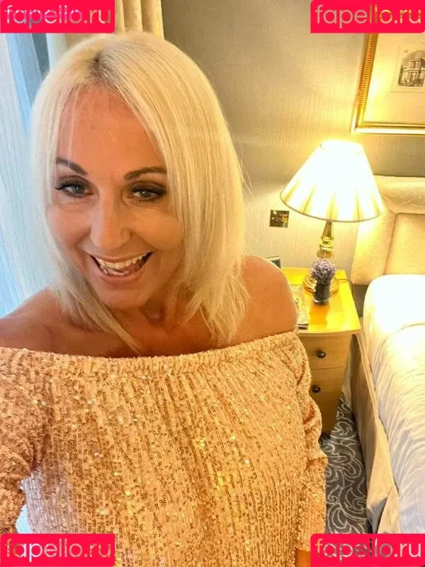 Jan Burton / jan.burton / jan_burton / jan_burton1 / janburton Onlyfans Photo Gallery 