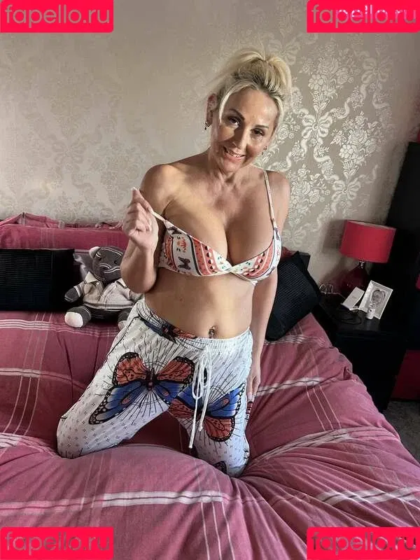 Jan Burton / jan.burton / jan_burton / jan_burton1 / janburton Onlyfans Photo Gallery 