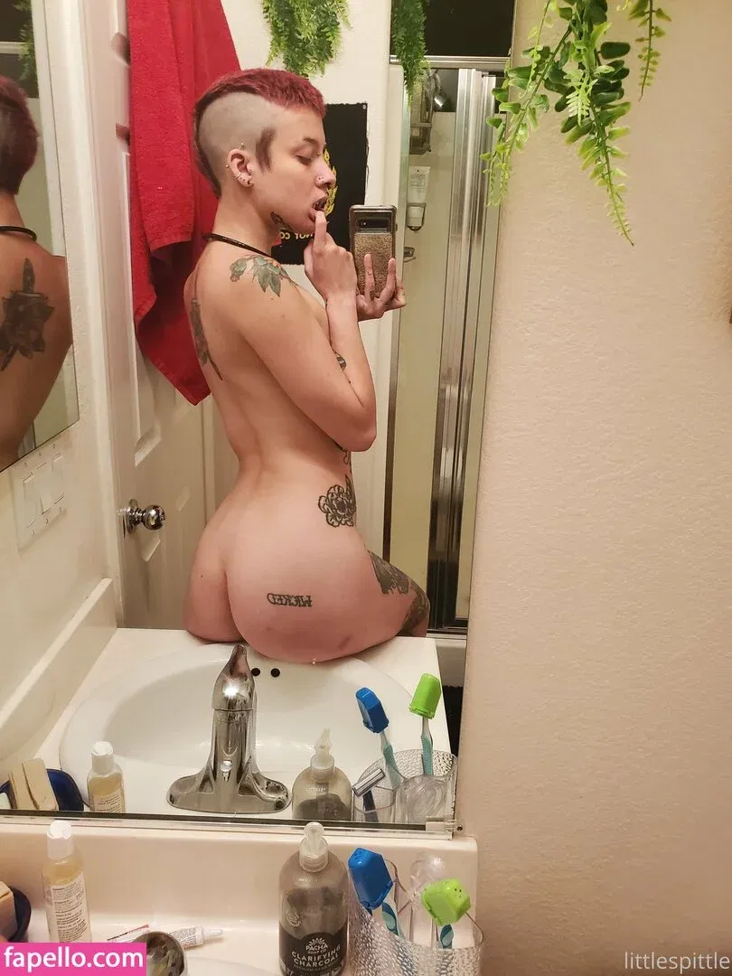 lilspittle / littlespittle Onlyfans Photo Gallery 