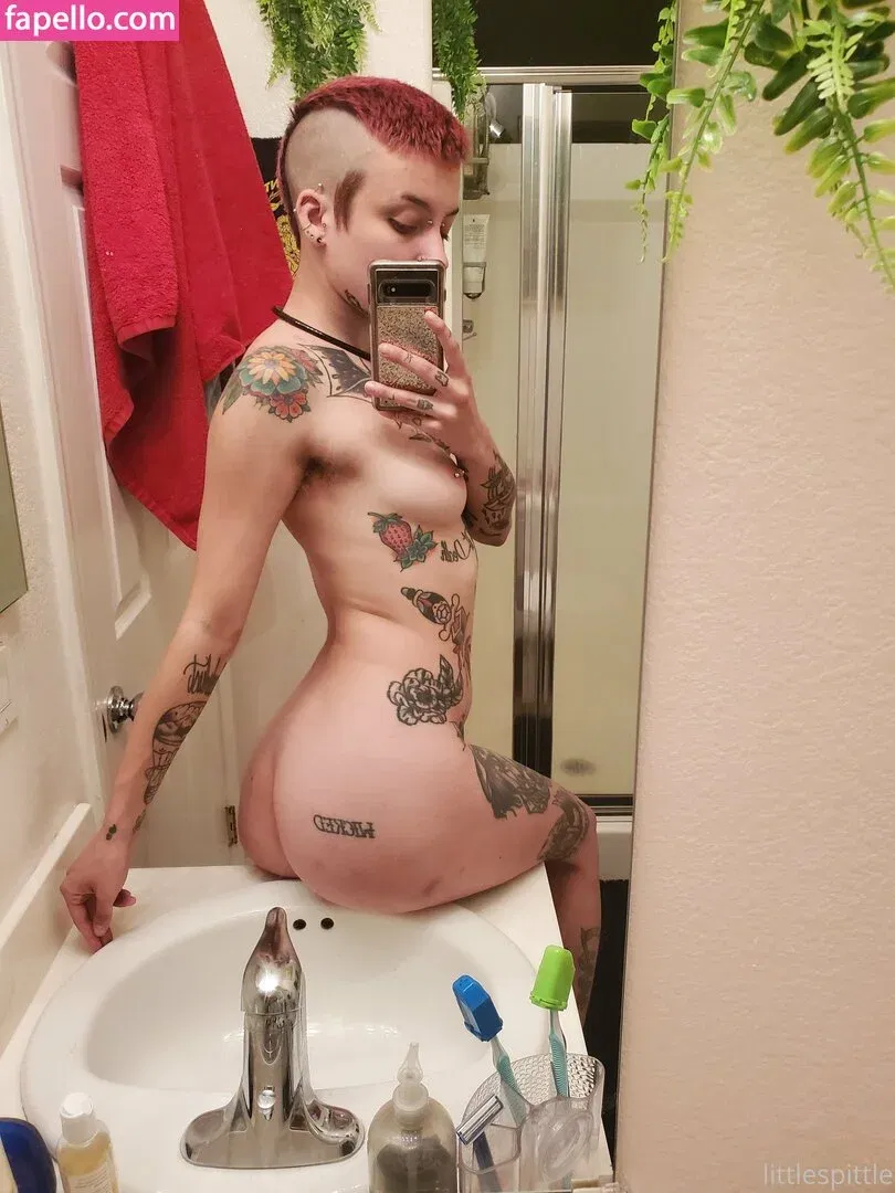 lilspittle / littlespittle Onlyfans Photo Gallery 