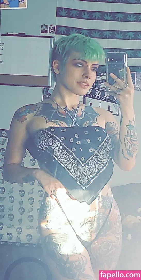 lilspittle / littlespittle Onlyfans Photo Gallery 