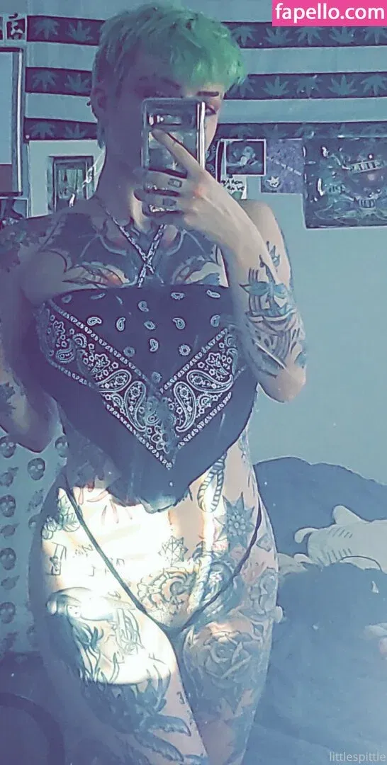 lilspittle / littlespittle Onlyfans Photo Gallery 