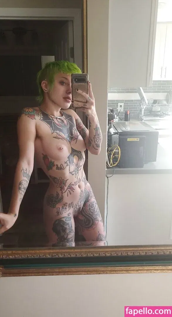 lilspittle / littlespittle Onlyfans Photo Gallery 