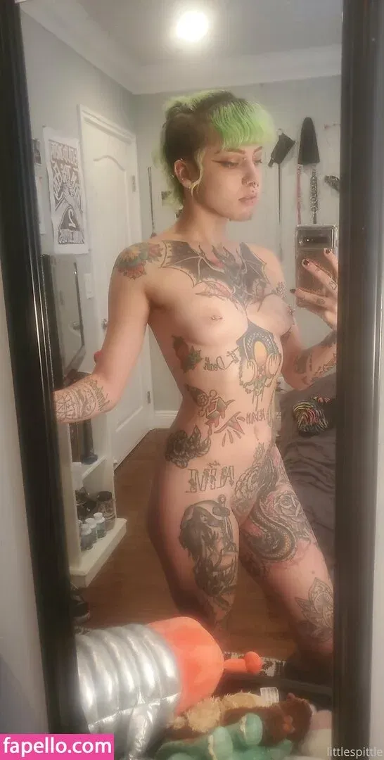 lilspittle / littlespittle Onlyfans Photo Gallery 