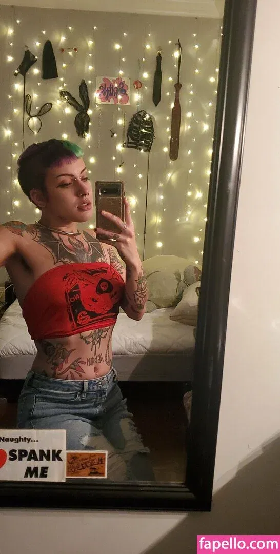 lilspittle / littlespittle Onlyfans Photo Gallery 