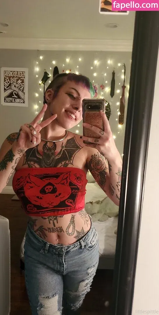 lilspittle / littlespittle Onlyfans Photo Gallery 