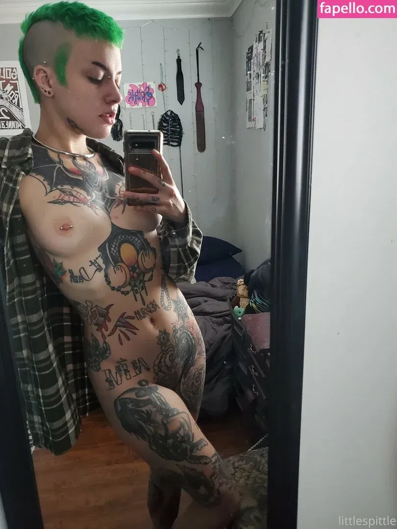 lilspittle / littlespittle Onlyfans Photo Gallery 