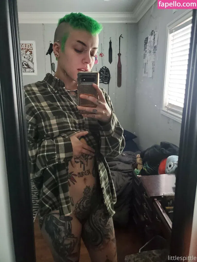 lilspittle / littlespittle Onlyfans Photo Gallery 