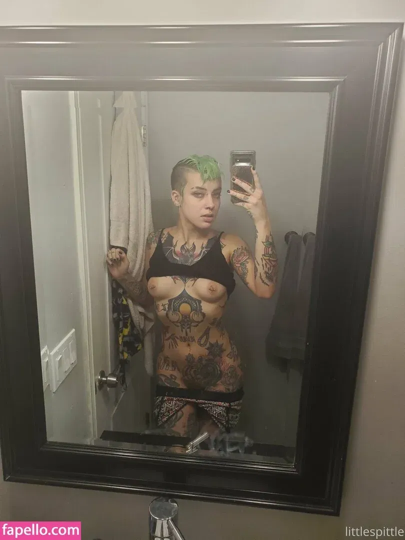 lilspittle / littlespittle Onlyfans Photo Gallery 