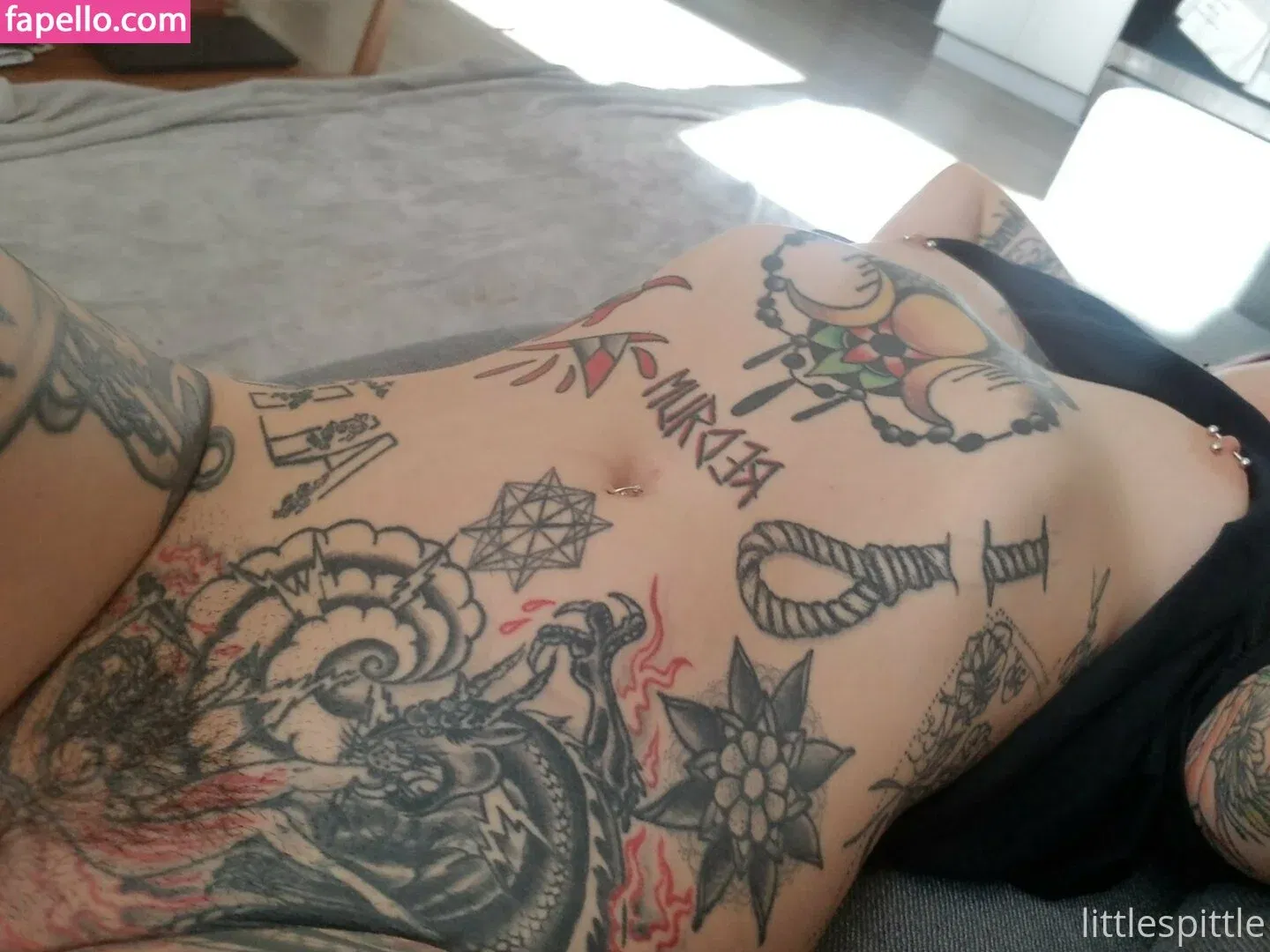 lilspittle / littlespittle Onlyfans Photo Gallery 