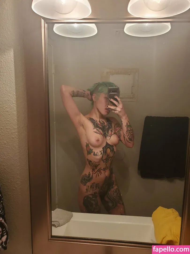 lilspittle / littlespittle Onlyfans Photo Gallery 