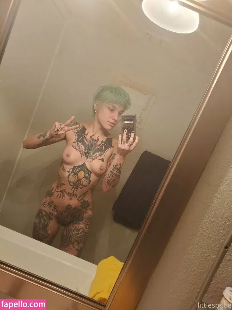 lilspittle / littlespittle Onlyfans Photo Gallery 