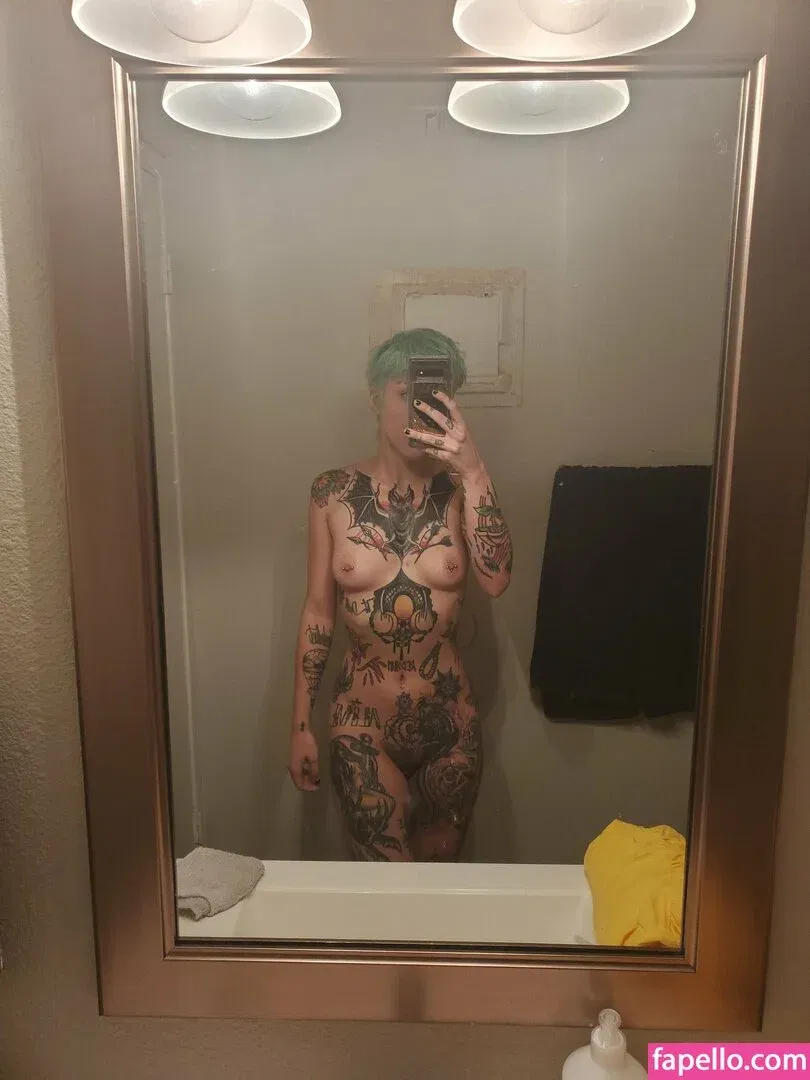 lilspittle / littlespittle Onlyfans Photo Gallery 