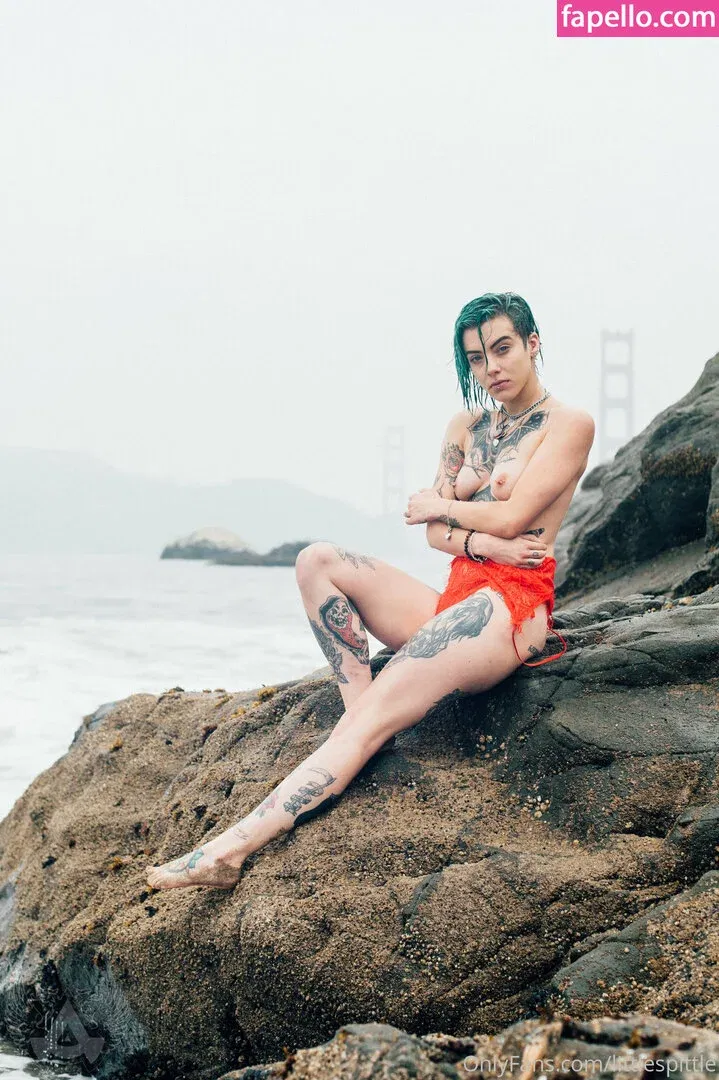 lilspittle / littlespittle Onlyfans Photo Gallery 