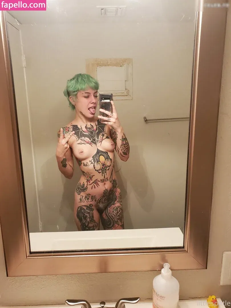 lilspittle / littlespittle Onlyfans Photo Gallery 