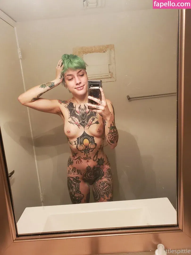 lilspittle / littlespittle Onlyfans Photo Gallery 