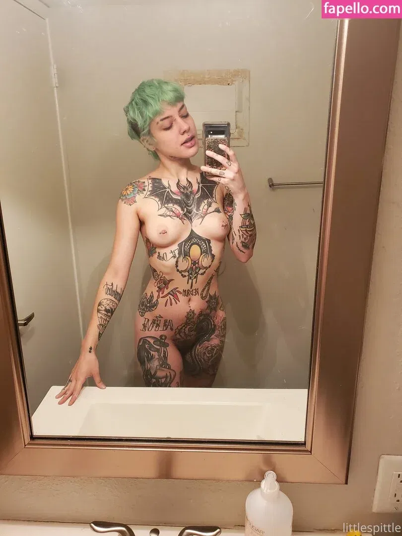 lilspittle / littlespittle Onlyfans Photo Gallery 