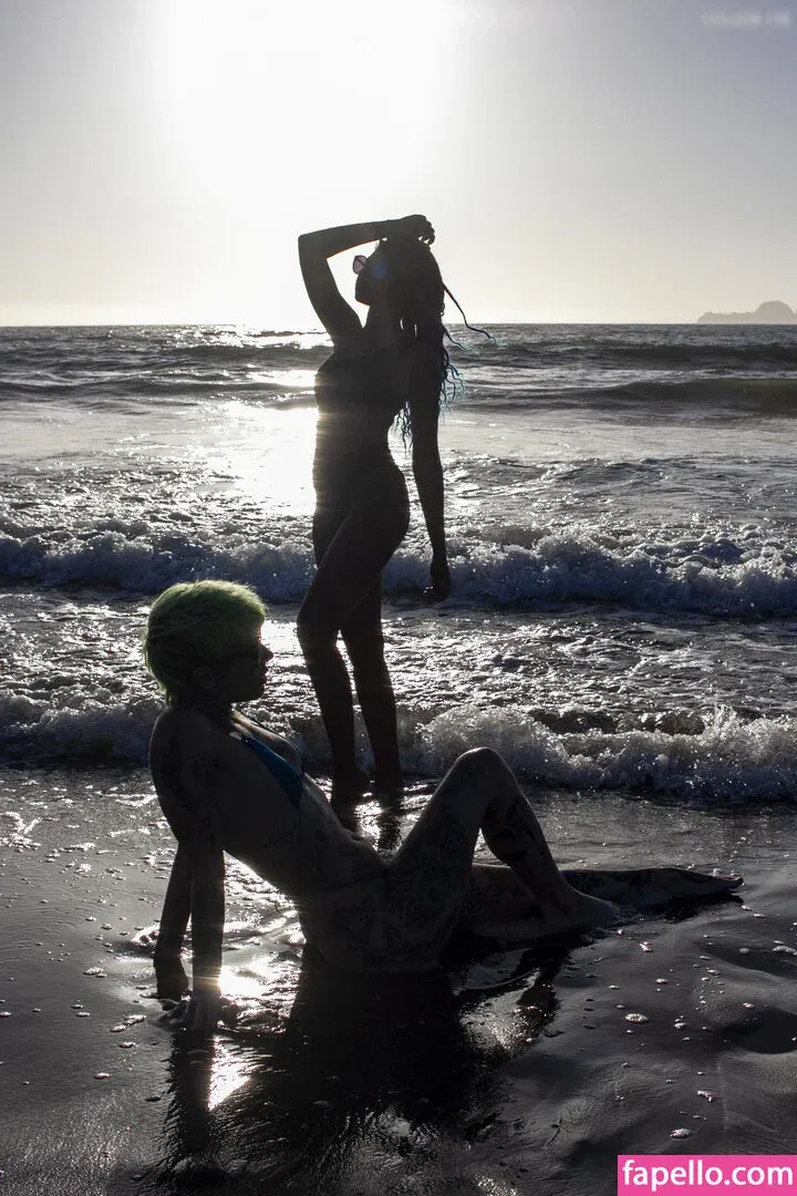 lilspittle / littlespittle Onlyfans Photo Gallery 