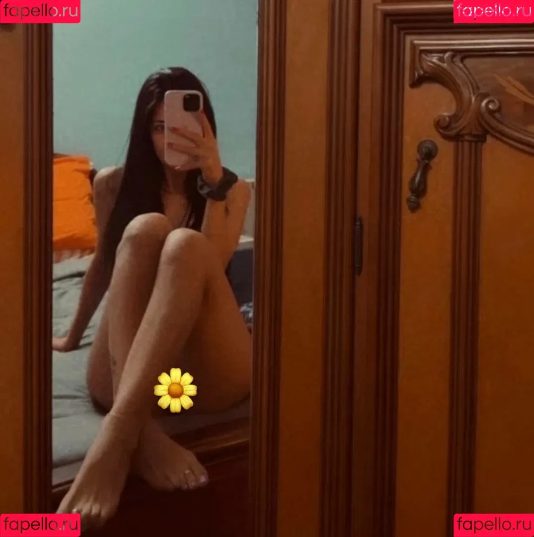 Anastasia Sofia / Sofia Ana / anabananasophia / educatedgeorgeous Onlyfans Photo Gallery 