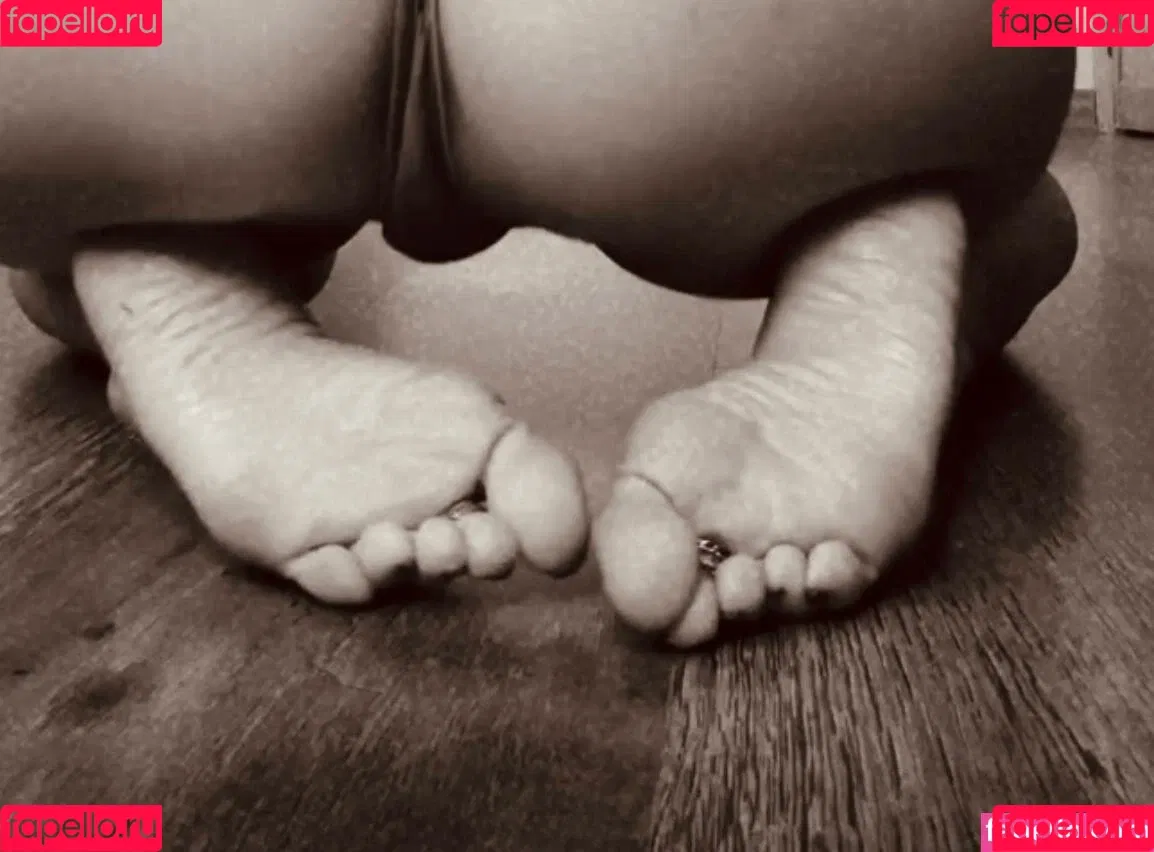 Anastasia Sofia / Sofia Ana / anabananasophia / educatedgeorgeous Onlyfans Photo Gallery 