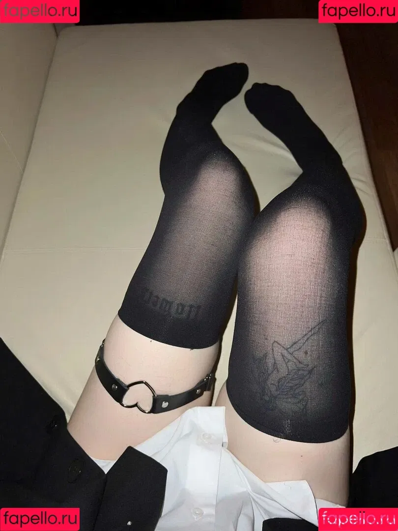 asmrjanina / aswrina / aswrinna / jokeitsmee / lovikit / асверина / асверинка Onlyfans Photo Gallery 