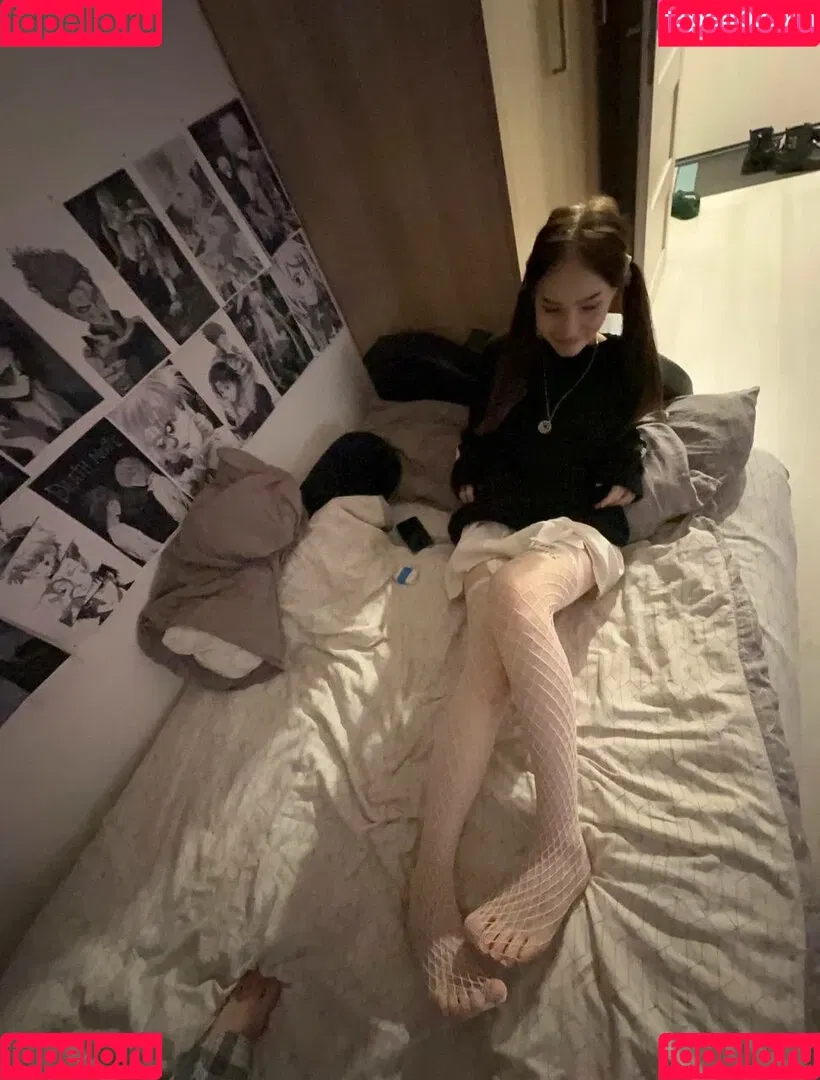 asmrjanina / aswrina / aswrinna / jokeitsmee / lovikit / асверина / асверинка Onlyfans Photo Gallery 