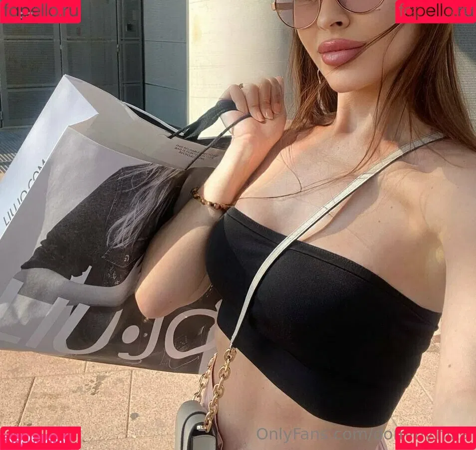 dommy.nika / domy.nika Onlyfans Photo Gallery 